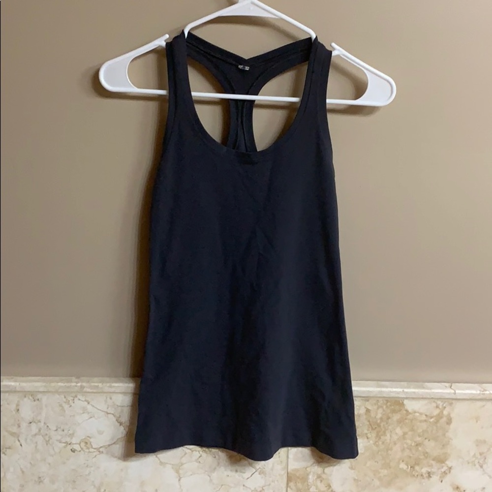 Lululemon tight fitted tank
